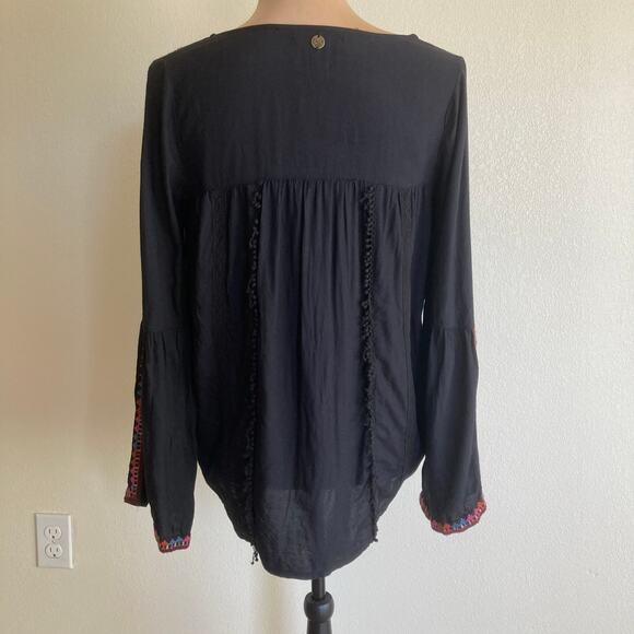 Billabong Peasant Tunic Top Black S / P Embroidery Bell Sleeve Boho Baja Folk - Picture 2 of 12